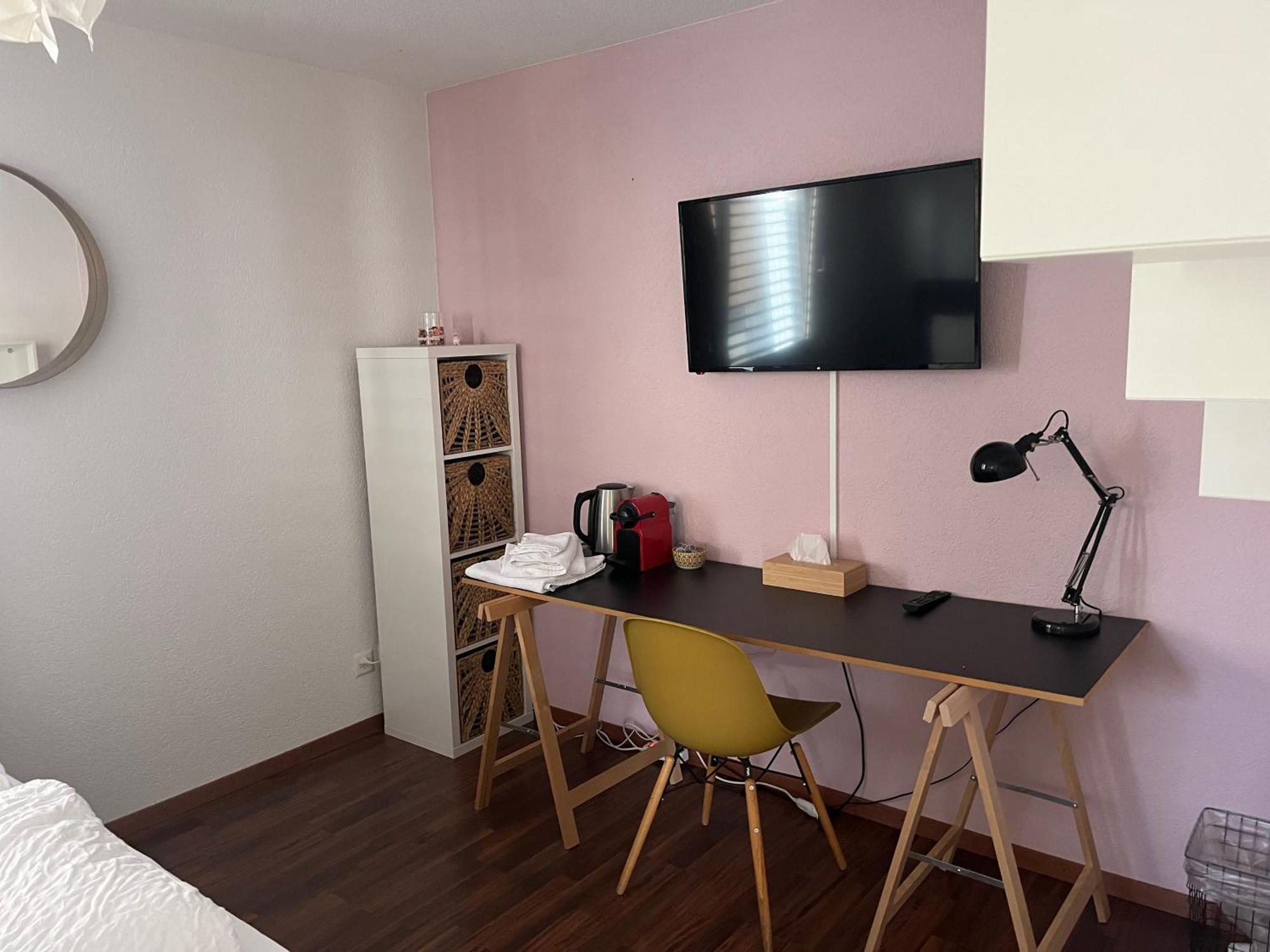 Schoene Doppelzimmer In Mandach Böttstein Exteriér fotografie